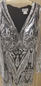 Jolene size large long sleeve short dress